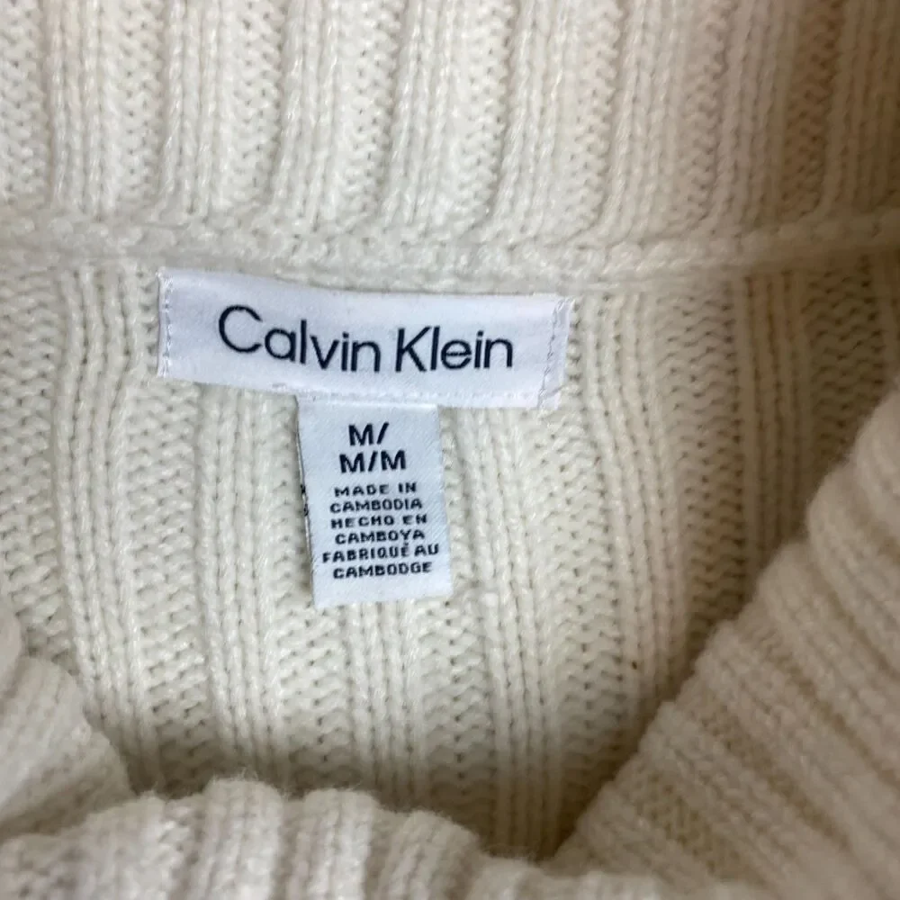 Calvin Klein Sweater Women's Size M Creme Turtleneck  Cozy Minimalist